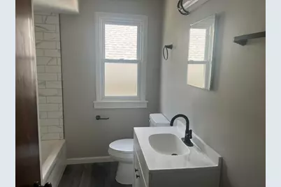 1203 S 87th St, West Allis, WI 53214 - Photo 17