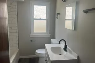 1203 S 87th St, West Allis, WI 53214 - Photo 17