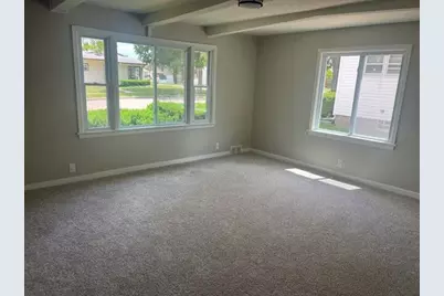 1203 S 87th St, West Allis, WI 53214 - Photo 9
