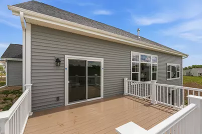 3246  Blue Star Cir, Racine, WI 53406 - Photo 29