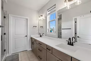 3246 Blue Star Cir, Racine, WI 53406 - Photo 9