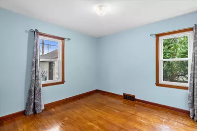 337 N 110th St, Wauwatosa, WI 53226 - Photo 21