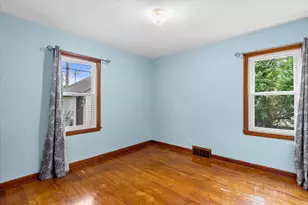 337 N 110th St, Wauwatosa, WI 53226 - Photo 21