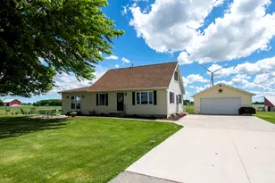N10454 Co Rd V, Leroy, WI 53050 - Photo 1