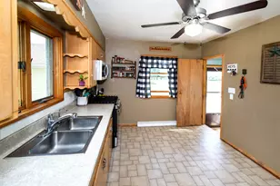 N10454 Co Rd V, Leroy, WI 53050 - Photo 5