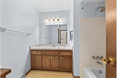 W169N10432  Pheasant Run, Germantown, WI 53022 - Photo 27