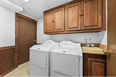 W169N10432  Pheasant Run, Germantown, WI 53022 - Photo 23