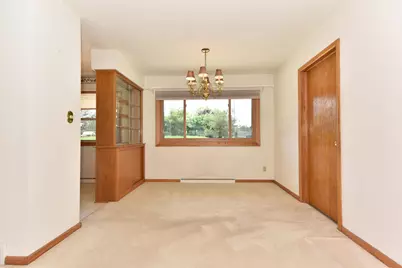 N79W16119  Community Dr, Menomonee Falls, WI 53051 - Photo 7