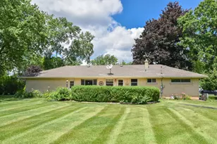 N79W16119 Community Dr, Menomonee Falls, WI 53051 - Photo 21