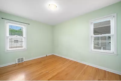 3357 N 90th St, Milwaukee, WI 53222 - Photo 13