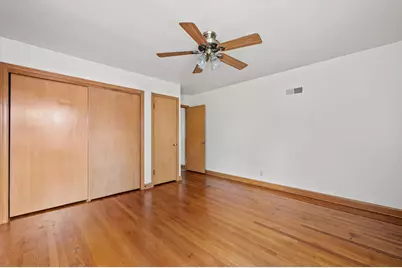 3366 S 35th St, Milwaukee, WI 53215 - Photo 15