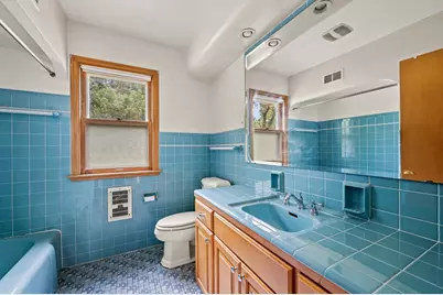3366 S 35th St, Milwaukee, WI 53215 - Photo 13