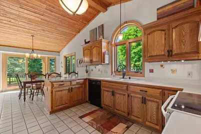 N103W15923  Founders Ln, Germantown, WI 53022 - Photo 19