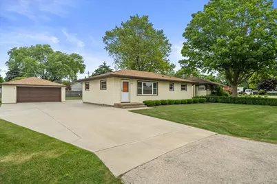 2900  Shady Ln, Racine, WI 53402 - Photo 13