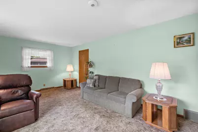 2900  Shady Ln, Racine, WI 53402 - Photo 11