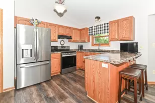 164 Mill Ave, Racine, WI 53182 - Photo 7