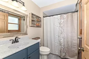 164 Mill Ave, Racine, WI 53182 - Photo 17