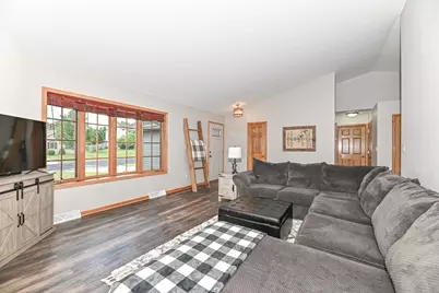 164  Mill Ave, Racine, WI 53182 - Photo 3