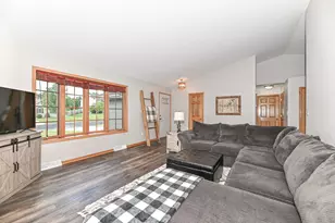 164 Mill Ave, Racine, WI 53182 - Photo 3