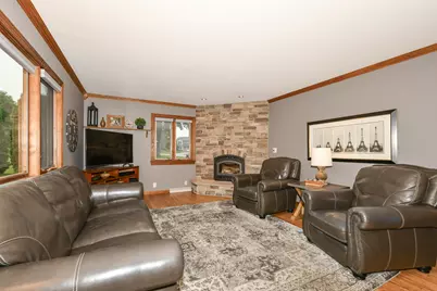 W158N5528  Lavender Lilac Ln, Menomonee Falls, WI 53051 - Photo 23