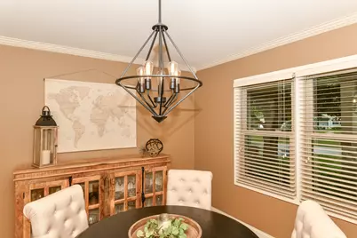 W158N5528  Lavender Lilac Ln, Menomonee Falls, WI 53051 - Photo 21