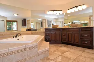 13400 W Linfield Dr, New Berlin, WI 53151 - Photo 25