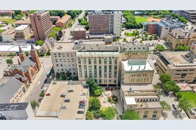 270 E Highland Ave #113, Milwaukee, WI 53202 - Photo 25