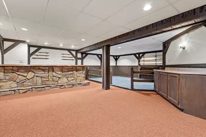 W136N8704  Esquire Rd, Menomonee Falls, WI 53051 - Photo 25