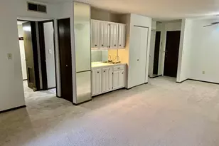 4215 N 100th St, Milwaukee, WI 53222 - Photo 9