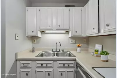 4215 N 100th St #203, Milwaukee, WI 53222 - Photo 5