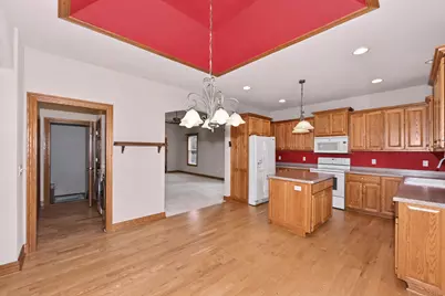 124  Meehan Cir, West Bend, WI 53095 - Photo 15
