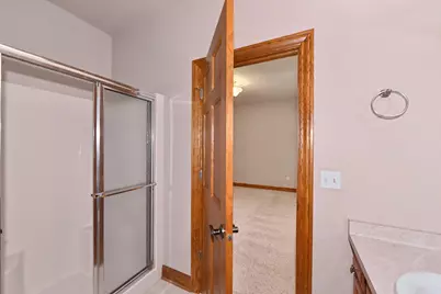 124  Meehan Cir, West Bend, WI 53095 - Photo 19