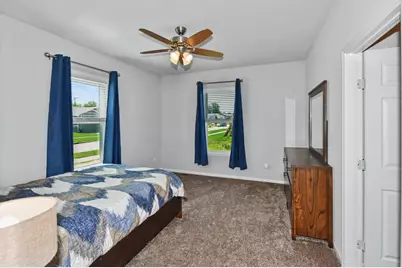 2901  Guinness Dr, Janesville, WI 53546 - Photo 15