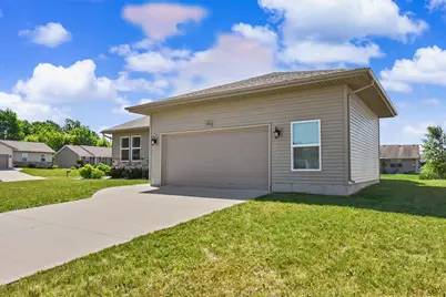 2901  Guinness Dr, Janesville, WI 53546 - Photo 29