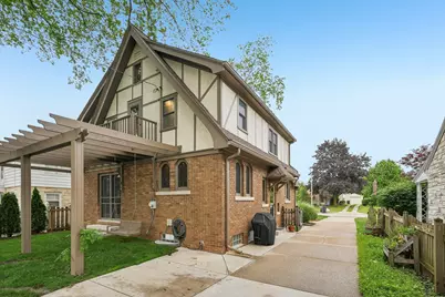 2517 N 96th St, Wauwatosa, WI 53226 - Photo 39