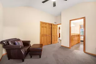 315 Prairie Song Dr, Waukesha, WI 53188 - Photo 25