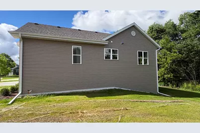269  Cardinal Dr, Sullivan, WI 53178 - Photo 19