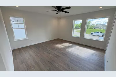269  Cardinal Dr, Sullivan, WI 53178 - Photo 17