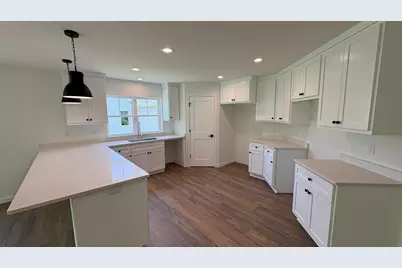 269  Cardinal Dr, Sullivan, WI 53178 - Photo 5