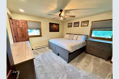 7410 S 68th St, Franklin, WI 53132 - Photo 15