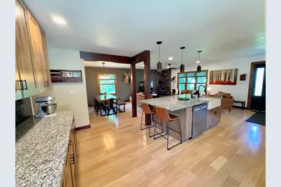 7410 S 68th St, Franklin, WI 53132 - Photo 9