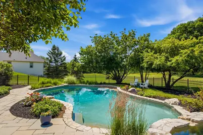 N34W33440  Hickory Ln, Nashotah, WI 53058 - Photo 3