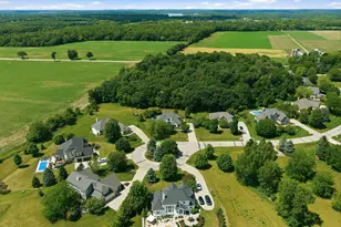 N34W33440 Hickory Ln, Nashotah, WI 53058 - Photo 89