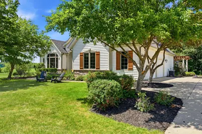 N34W33440  Hickory Ln, Nashotah, WI 53058 - Photo 3