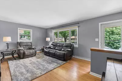 3225 S 80th St, Milwaukee, WI 53219 - Photo 7