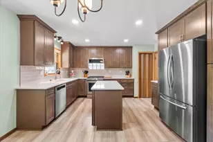 3225 S 80th St, Milwaukee, WI 53219 - Photo 5