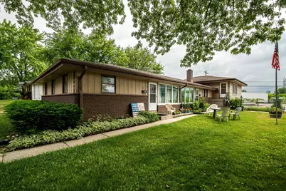 865  Harding Ave #867-869, Waukesha, WI 53186 - Photo 1