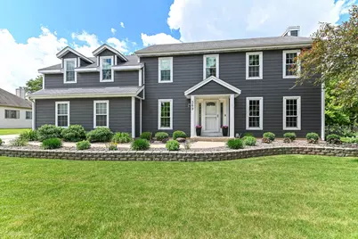 369  Indian Bend Rd, Burlington, WI 53105 - Photo 1