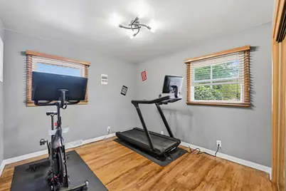 924 S 124th St, West Allis, WI 53214 - Photo 19