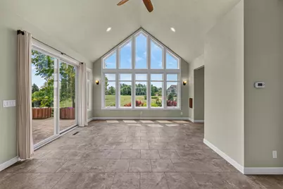 5209  Notre Dame Dr, Omro, WI 54963 - Photo 11